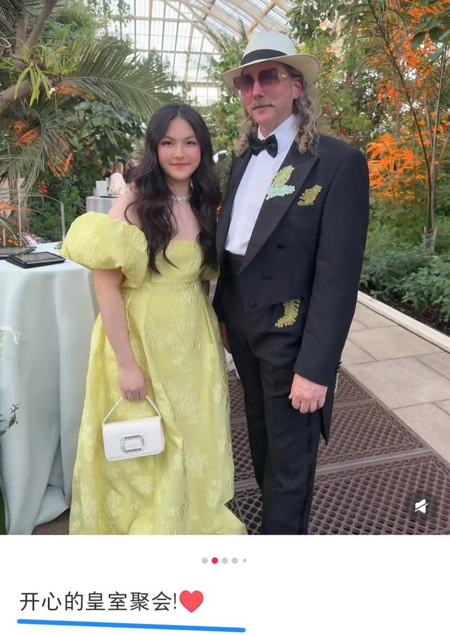 看到王诗龄戴着九万七的手镯，忽然想通了她为何从来不戴国产货