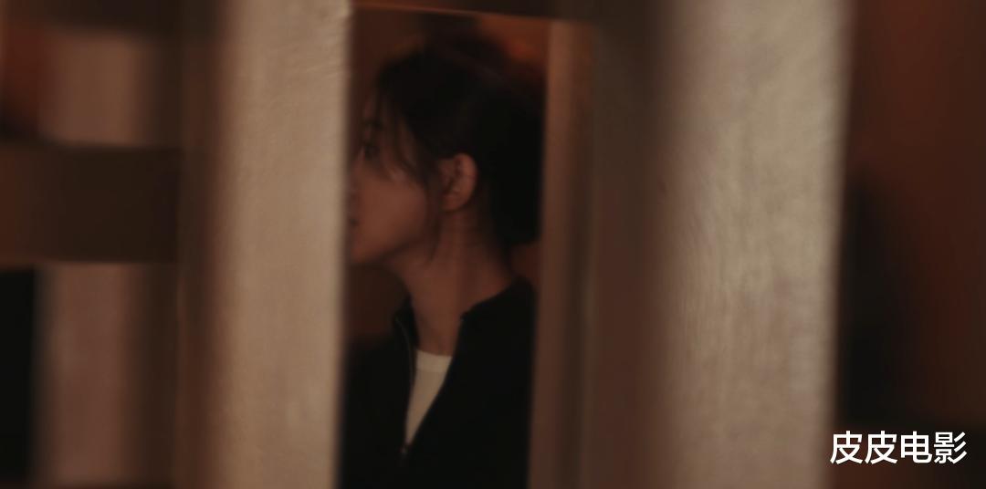 《在人间》真实口碑出炉，38岁赵丽颖口味又变了，这部悬疑剧要火