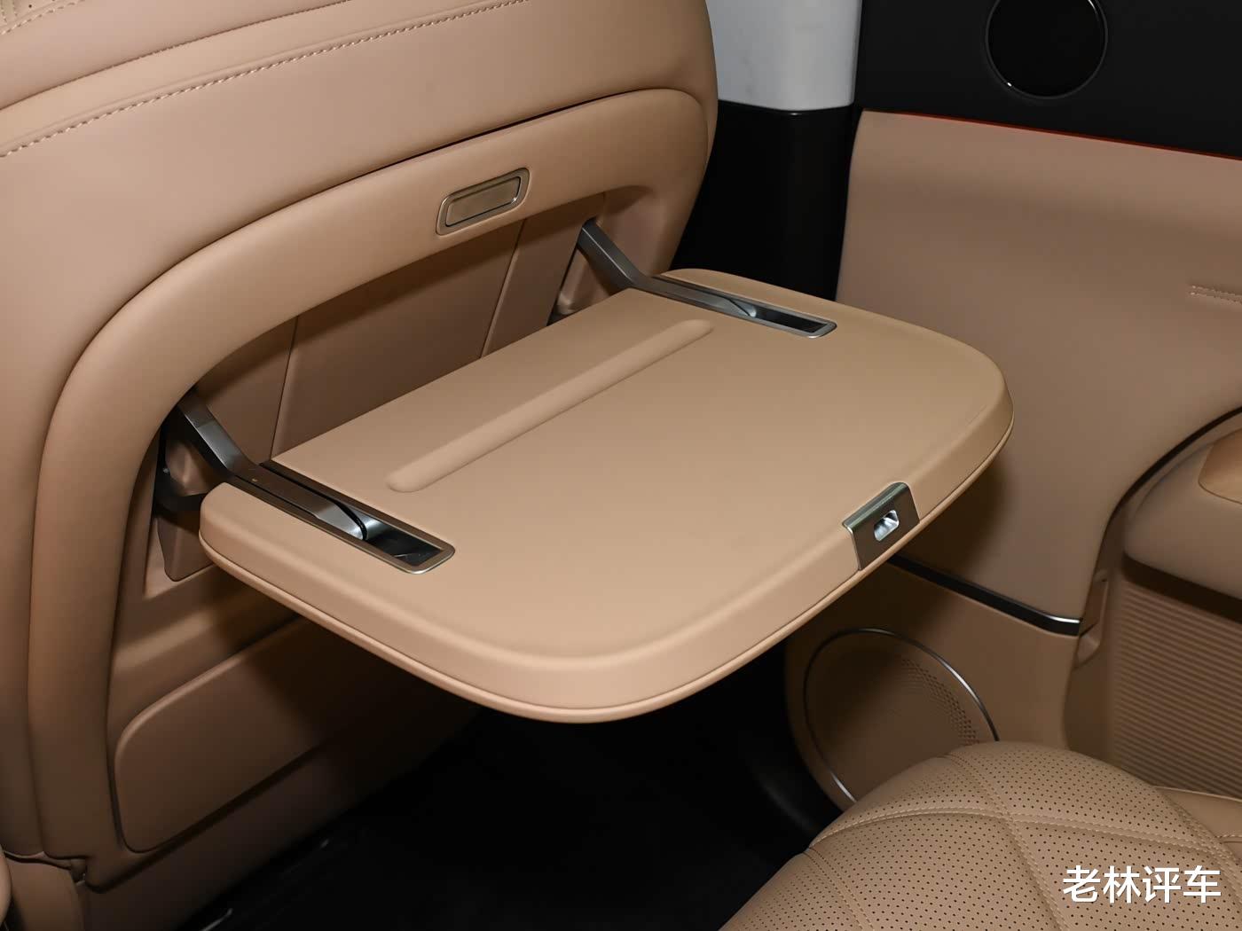 奇瑞造了台“理想L9”,长超5米2,配30英寸巨屏,续航超1400km