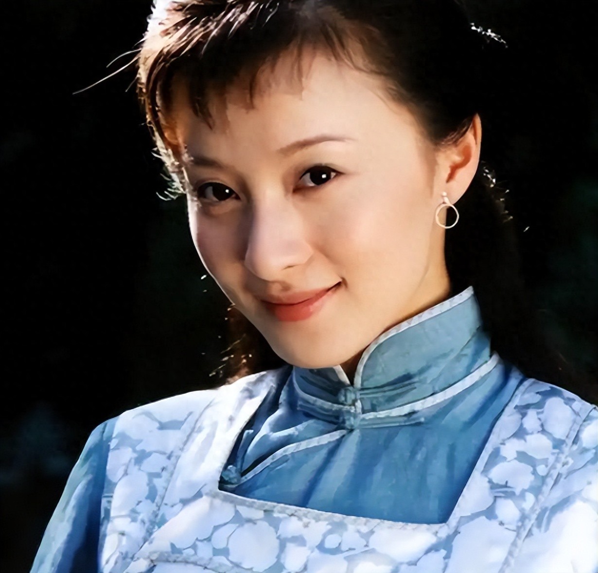 演员徐露:嫌丈夫丑不要孩子,丈夫给她245万,生下女儿后怎样了