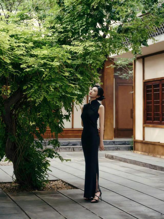 穿旗袍的景甜真的无人能敌,刘亦菲来了也不行!