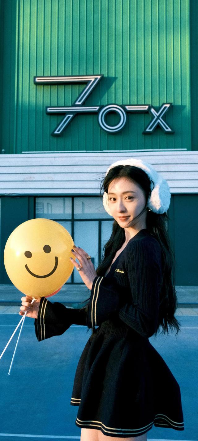 美女系列壁纸第4940期—胡连馨