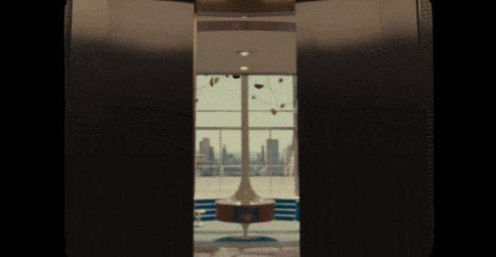 又一部A级大片，崩了