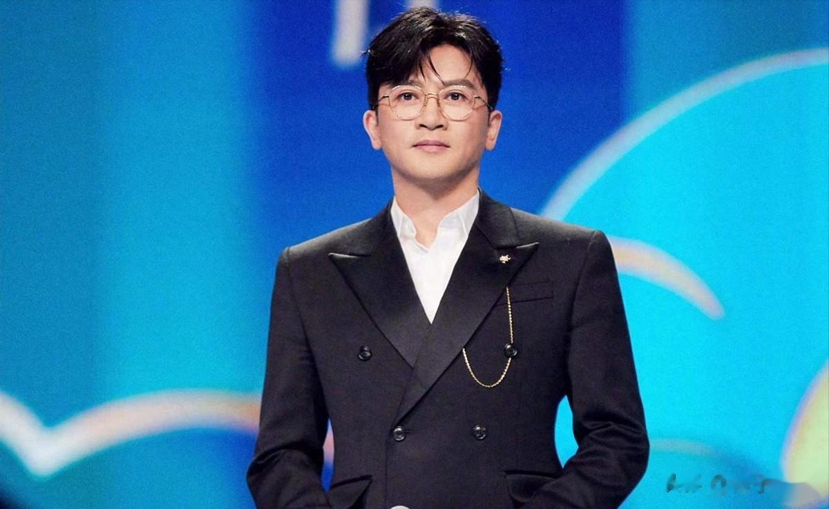 从“乖乖虎”到“整容狂魔”，52岁苏有朋大变样，差一点认不出来