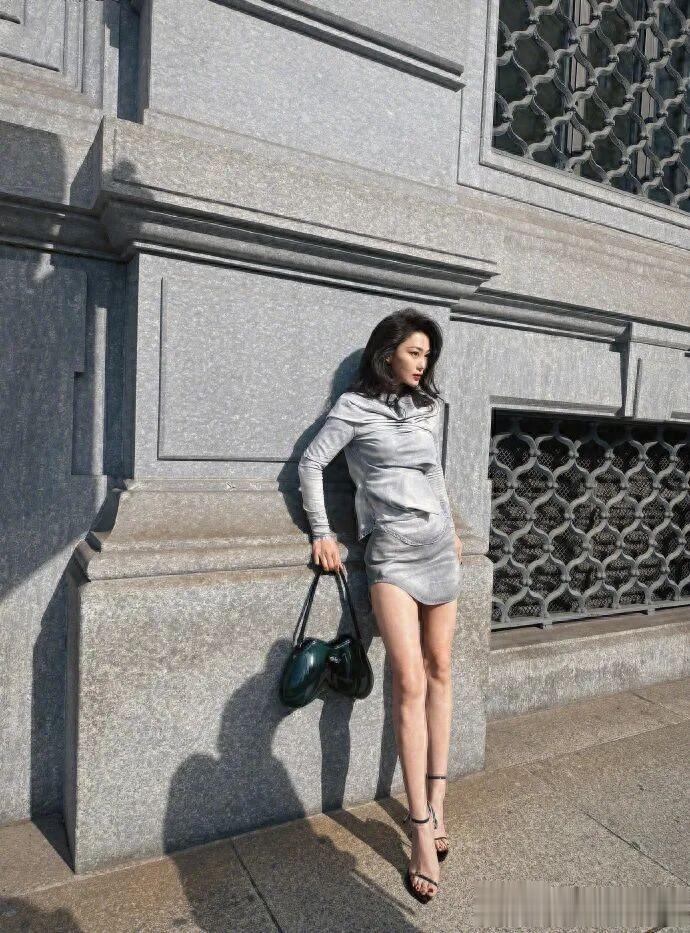 张馨予女神魅力照