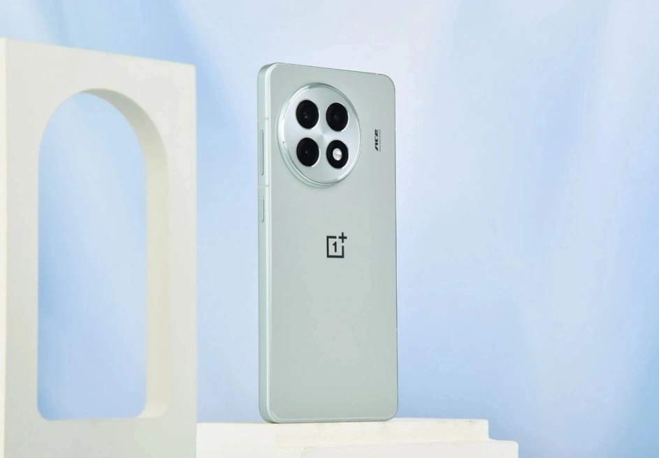 一加堅決清倉，從2299元降至1444元，驍龍8Gen3旗艦售價一降再降