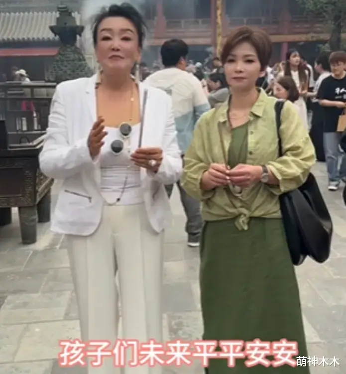 汪小菲二婚伴手礼曝光，当年跟大S回礼用仿冒品，惹上官司太抓马