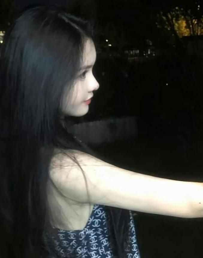 小杨嫂王瑶近照曝光!皮肤细腻白皙,完全看不出已是俩孩子母亲