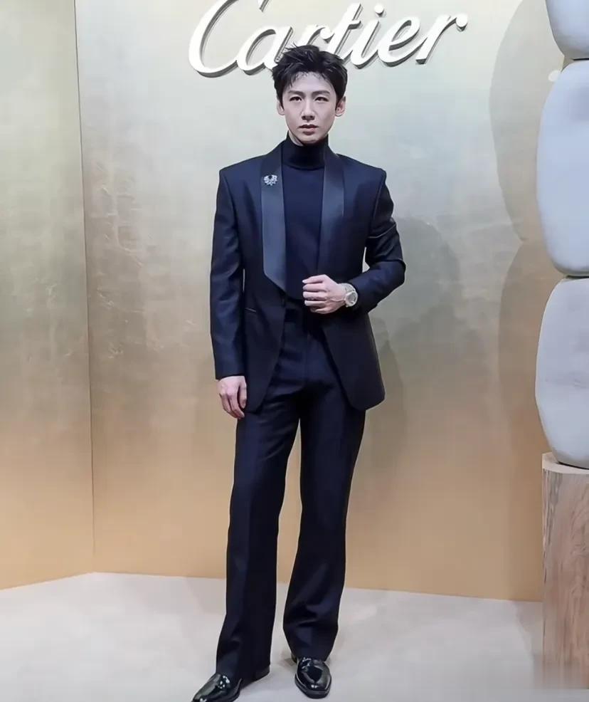 Cartier高珠展活动明星生图：张婧仪超美宋佳脸垮，张震真的老了