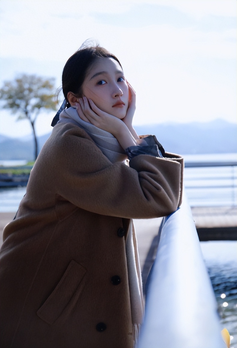 2026元月没过完，娱乐圈已曝出4大瓜，从关晓彤到吴磊，个个荒唐