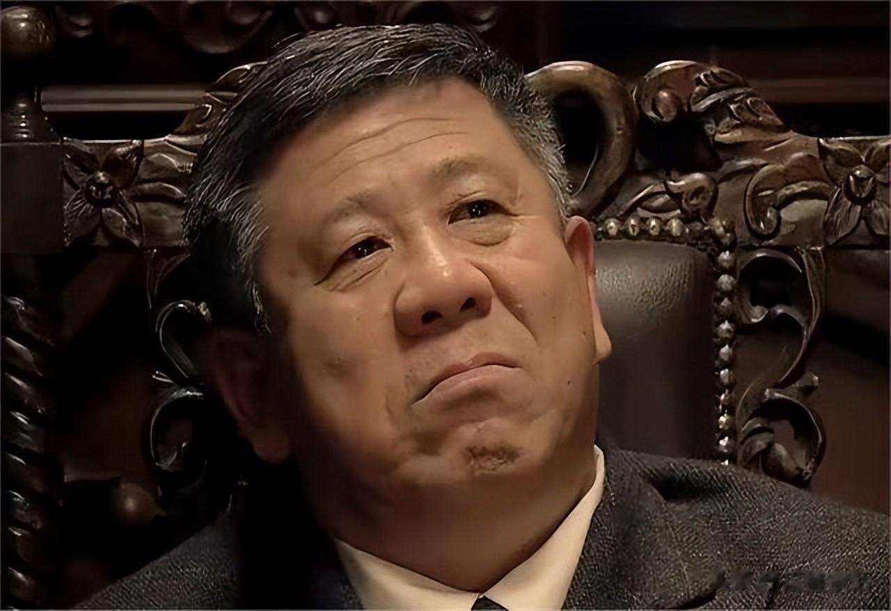 原来他俩是夫妻,家里家外老婆是领导,68岁住大别墅仍坚持拍戏