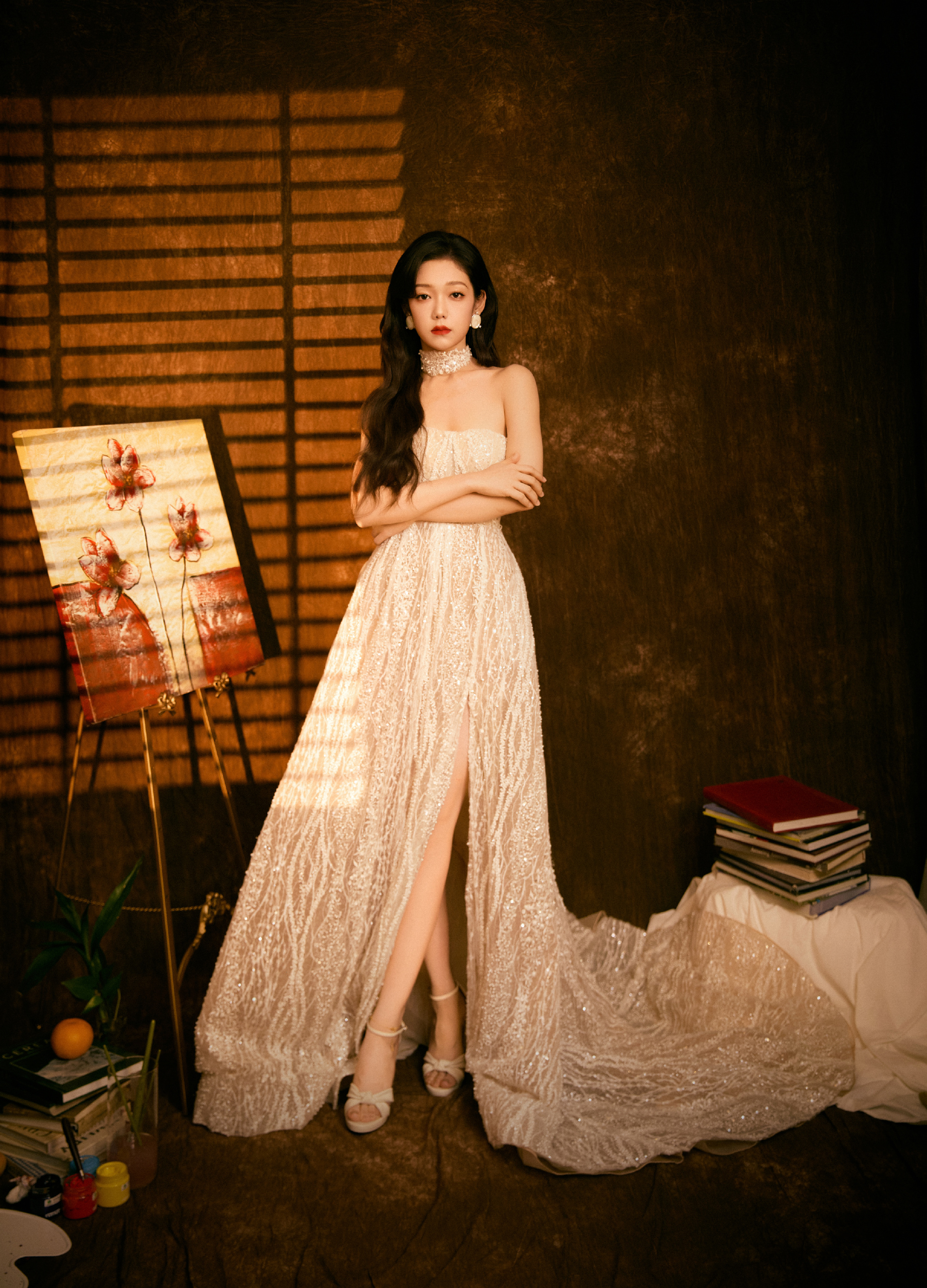 希林娜依高的美脚， 灵动初秋诗篇