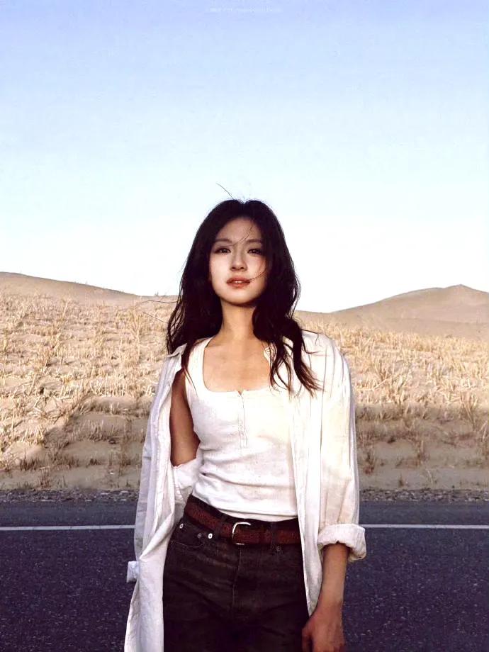 好喜欢这样明媚有生命力的李兰迪 ???