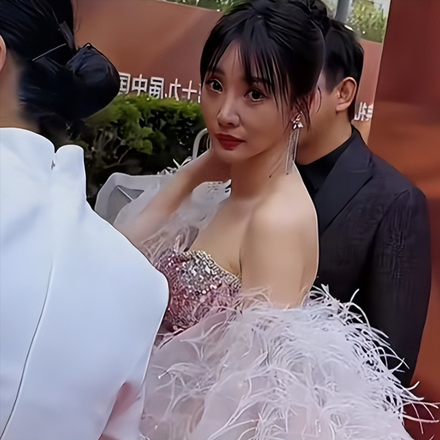 无滤镜后，刘德华满脸皱纹，苏有朋像大姨，这些明星咋老成这样了