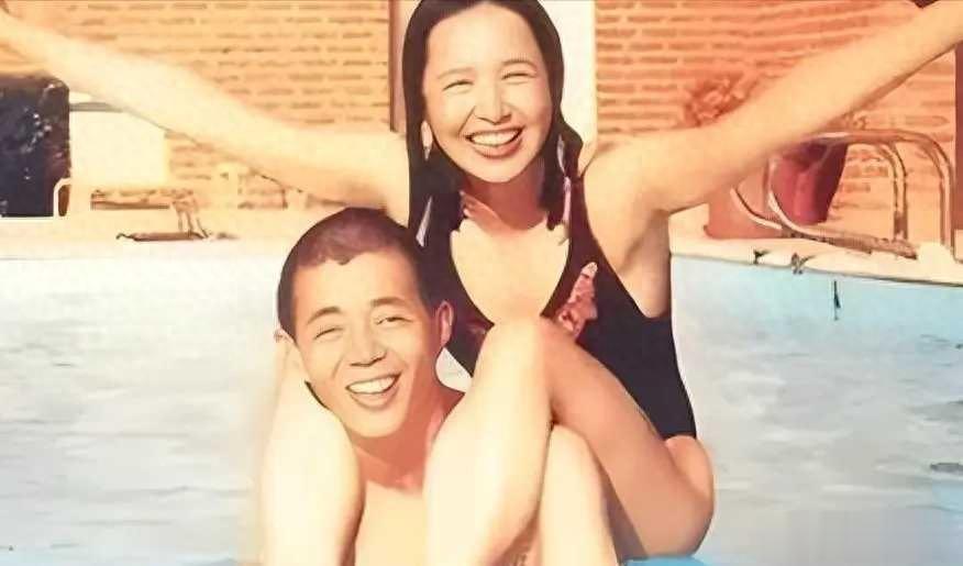 曝娱乐圈最“开放”夫妻：结婚32年，出轨32年，为何死不离婚？