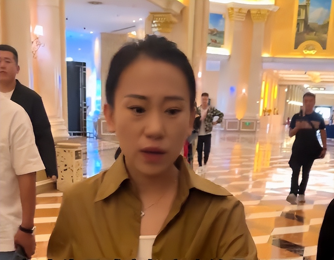 辽超明星：关婷娜胖了，丫蛋罕露面，赵本山沧桑，贾冰竟然也来了