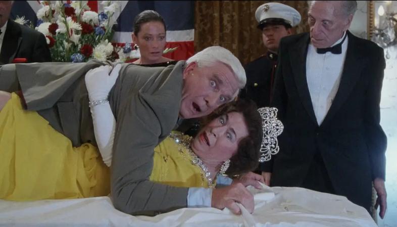 北美首日4500万！消失的顶级男神，带着无厘头喜剧鼻祖杀回来了