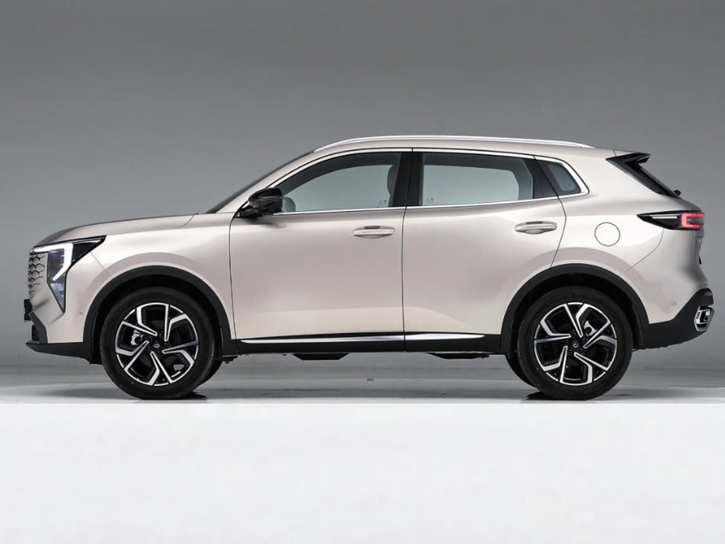 还说油车不智能?第四代CS55 PLUS上市,10万内就有高快领航