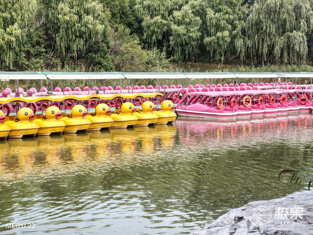 魅族22測評：這才是「綜合體驗旗艦」該有的樣子！