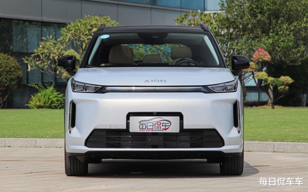 限时10.48万起 埃安i60增程续航足 行驶品质更好