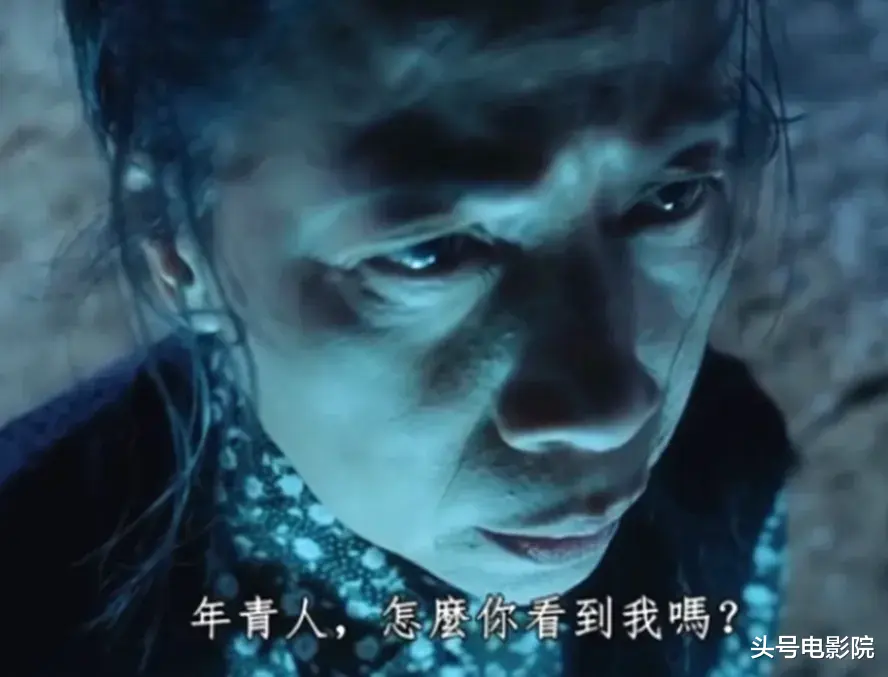 90岁香港女星,站着唱国歌!未婚无儿女,一个人去医院签遗体捐赠