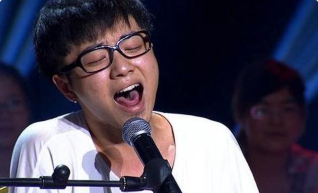 恬不知耻!一首代表作都没有,却能当乐坛顶流,这些小丑真不害臊