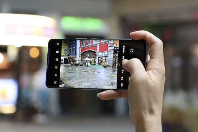 榮耀開啟“半價清倉”！驍龍8sGen3+3840HZ+50倍變焦，終于等到了