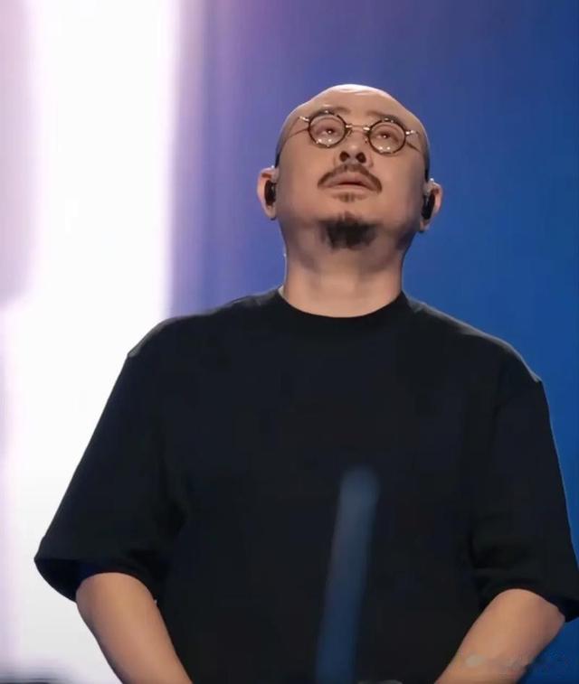 刀郎海口演唱会最大的意义，就是直接击碎了水蜜桃子等人的梦想