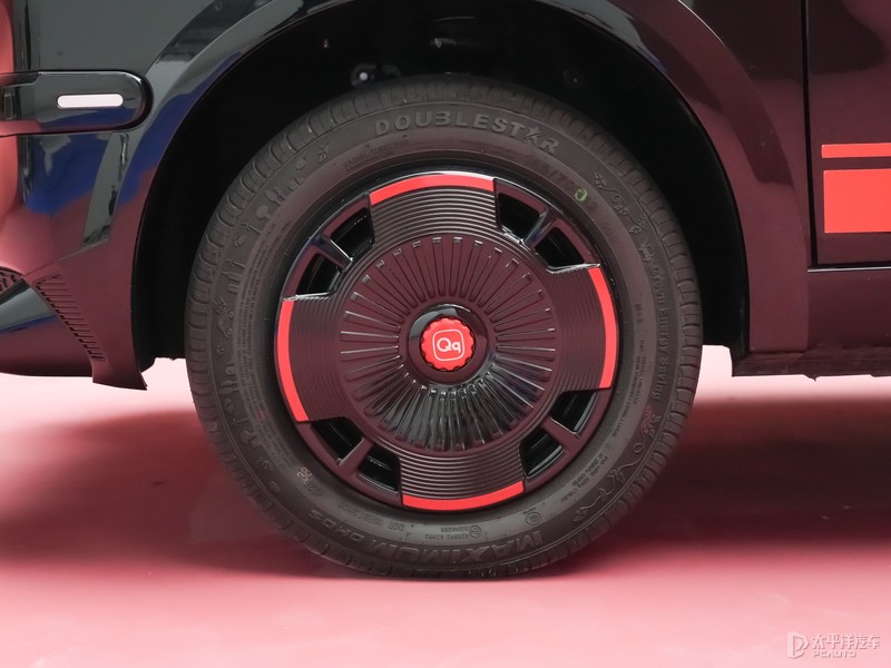 英伦/竞速双外观 实拍2026款奇瑞QQ冰淇淋