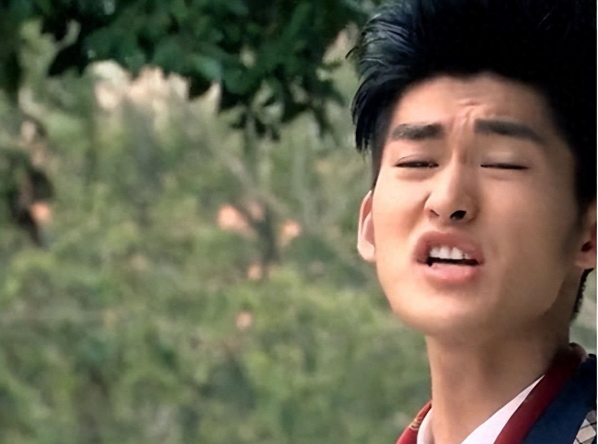 41岁张翰剪寸头被偶遇！网友惊呼：霸总终于不油了？