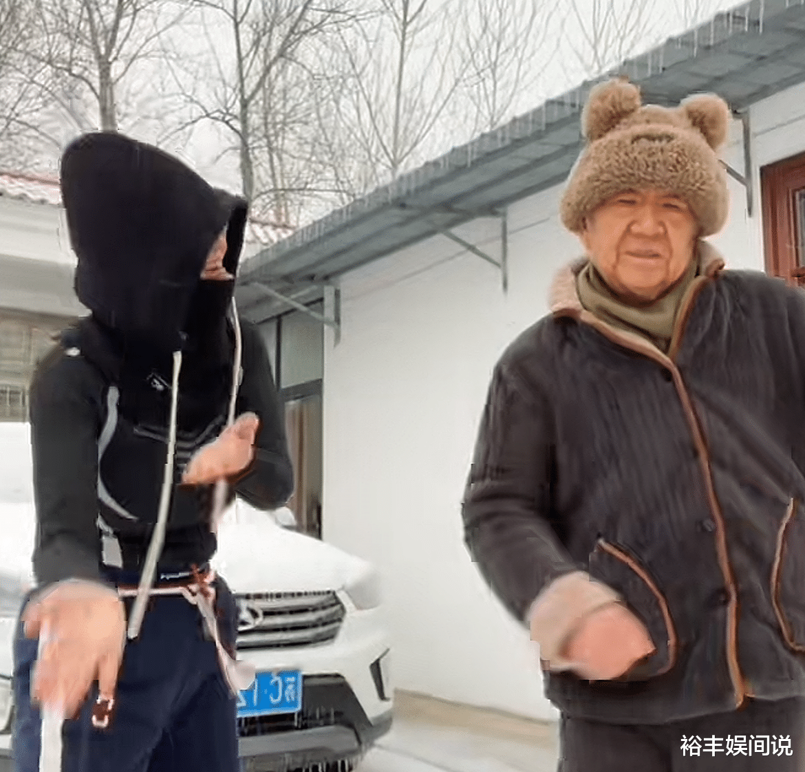 知名画家张伯金与小38岁娇妻离婚！所有财产给女方，近况太幸福