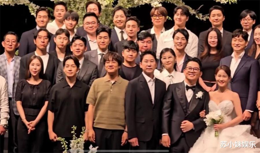 50岁韩星金俊浩再婚,花1.2亿韩元举办婚礼,半个韩娱圈都来了