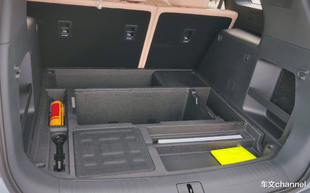 一键三排座椅全放平,姚明也能“大”字睡,山海L7 PLUS上市