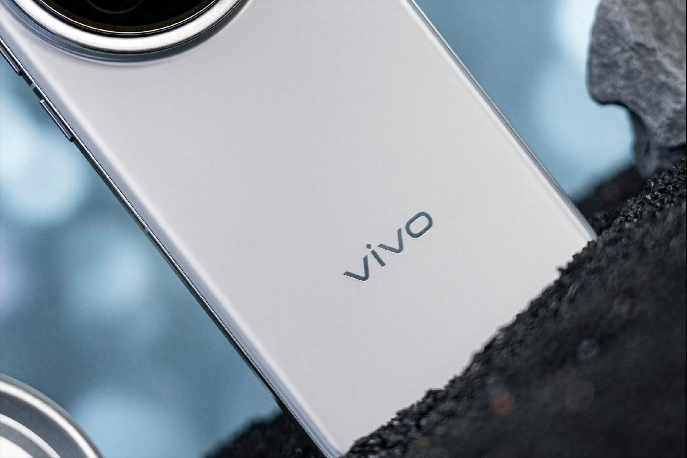 vivo打響“價格戰”，天璣9400大降1651元，百倍變焦+IP69防水
