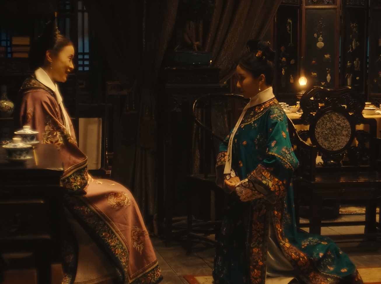 《人生若如初见》《折腰》口碑对比，真是没有对比就没有伤害