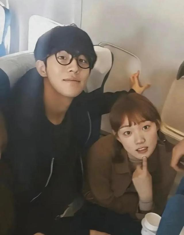 他是曾红透的韩剧男神,却因恋情和霸凌诽谤,如今却已泯然众人。