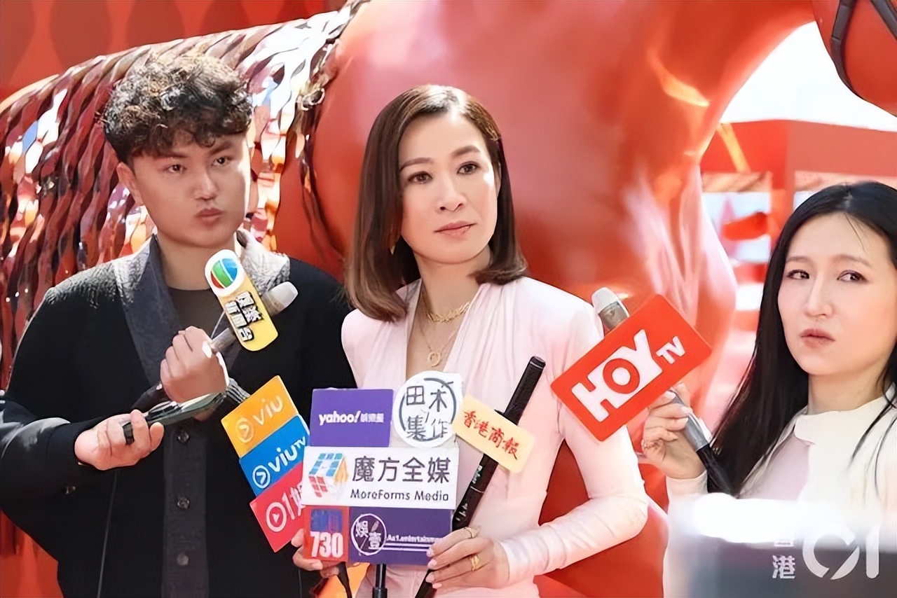 TVB视帝马德钟邀请视后做演唱会嘉宾遭拒绝，佘诗曼：那天我没空