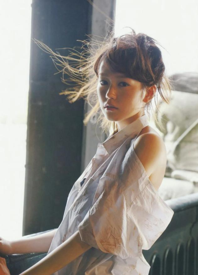 她被称为东京第一美女”真的是甜妹天花板,和帅哥结婚后再不拍戏