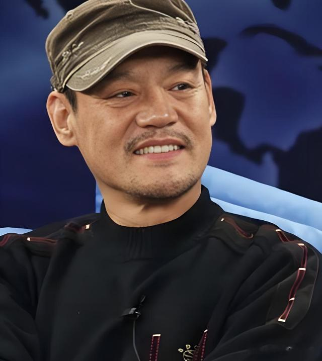 《打狗棍》演员现状：两人遗憾离世，漂亮的“玉格格”依旧单身