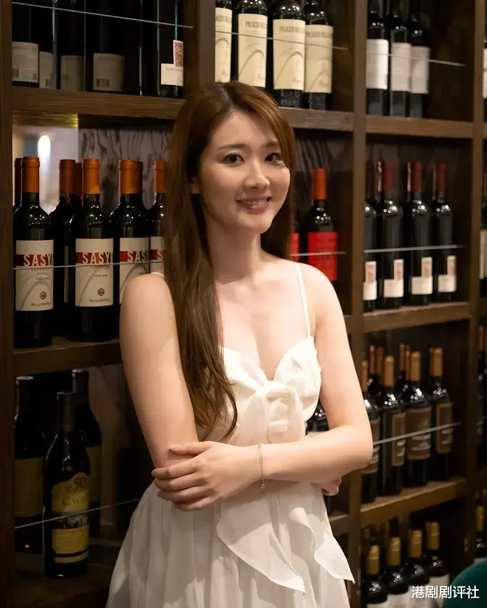 32岁TVB女星近照状态好,传因得罪同剧演员被封杀,今等约满随时离巢