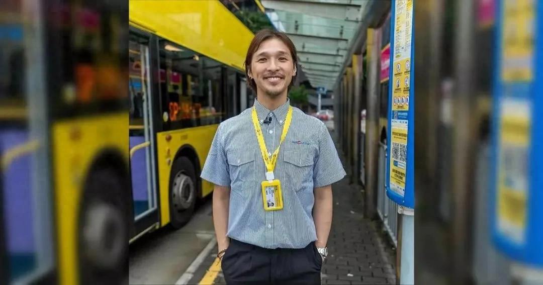 香港男星42岁生日考齐巴士牌照,曾拍摄中途被减片酬仍坚持拍戏