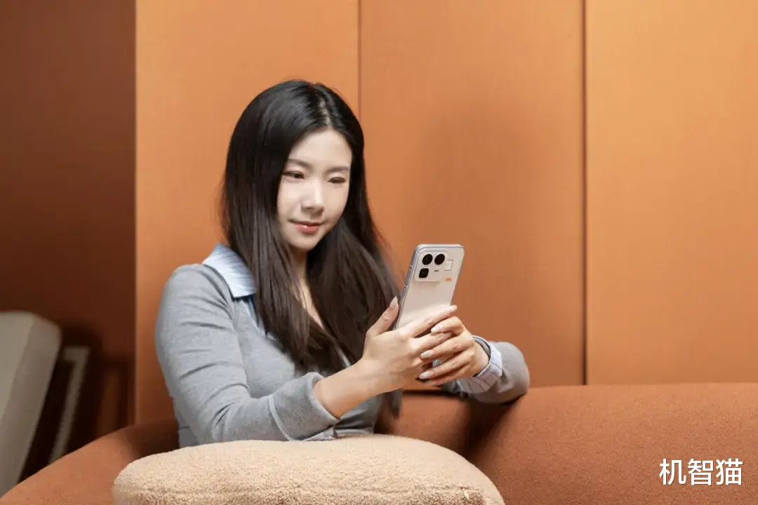 真我Neo8測評：在手機上玩Steam年度最佳PC游戲