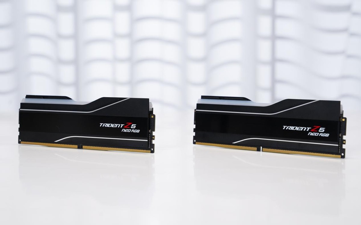 實測搭載128GB內存，消費級電腦秒變桌面超算