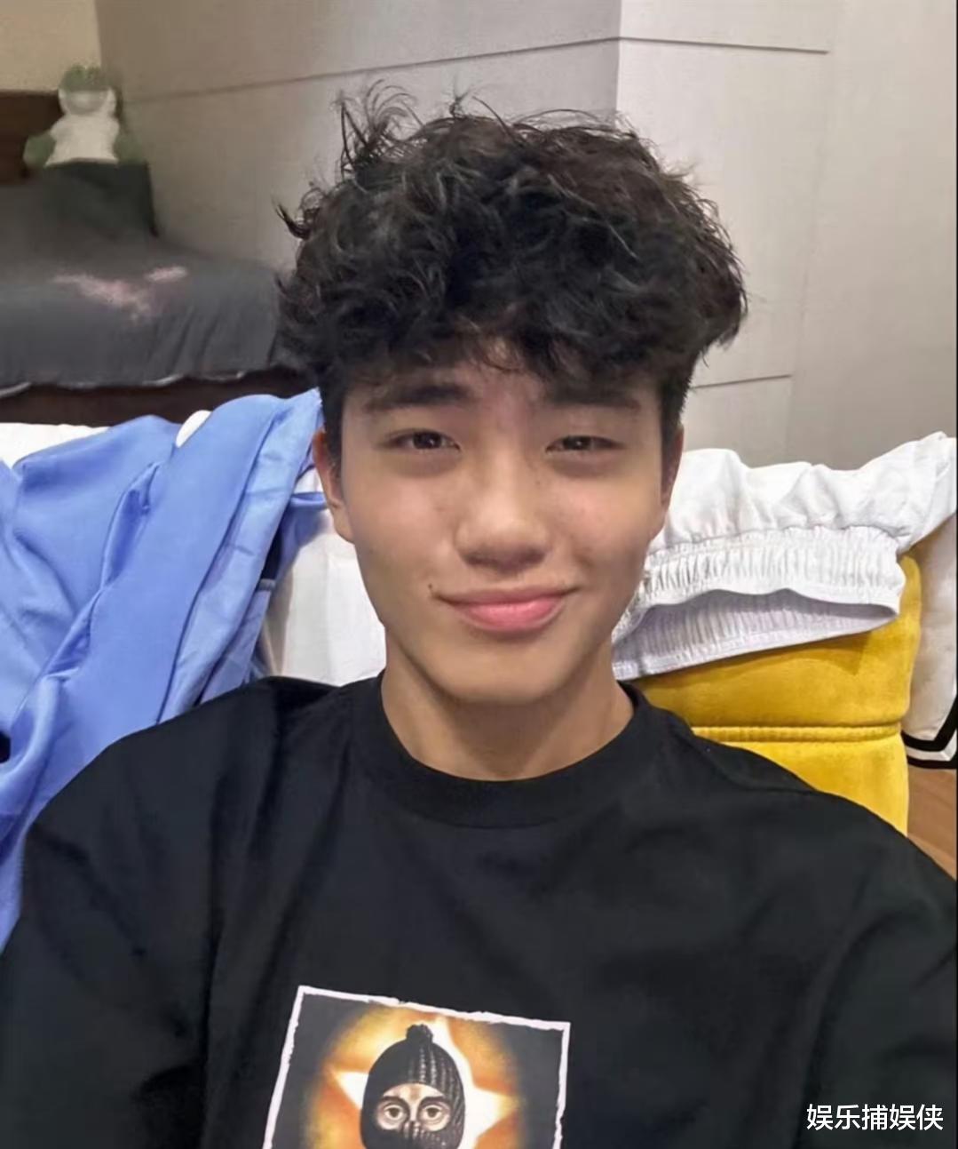 曹格儿子官宣恋情,这份美好情感让人羡慕不已!