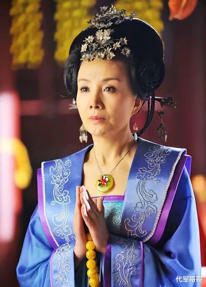 69岁著名演员高英去世，网友：年轻时漂亮，年老时气质优雅