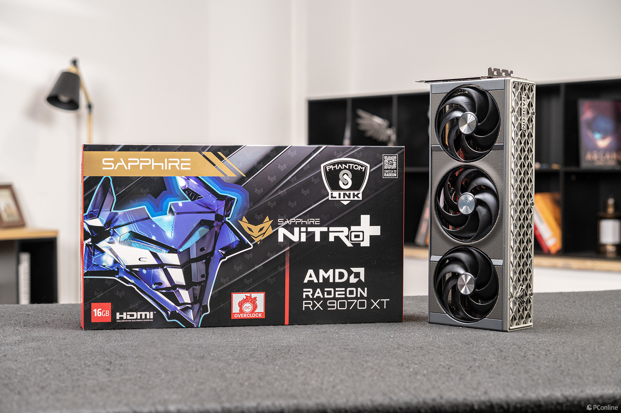 唯一 AMD背插套裝！藍寶石氮動雙旗艦美學圖賞