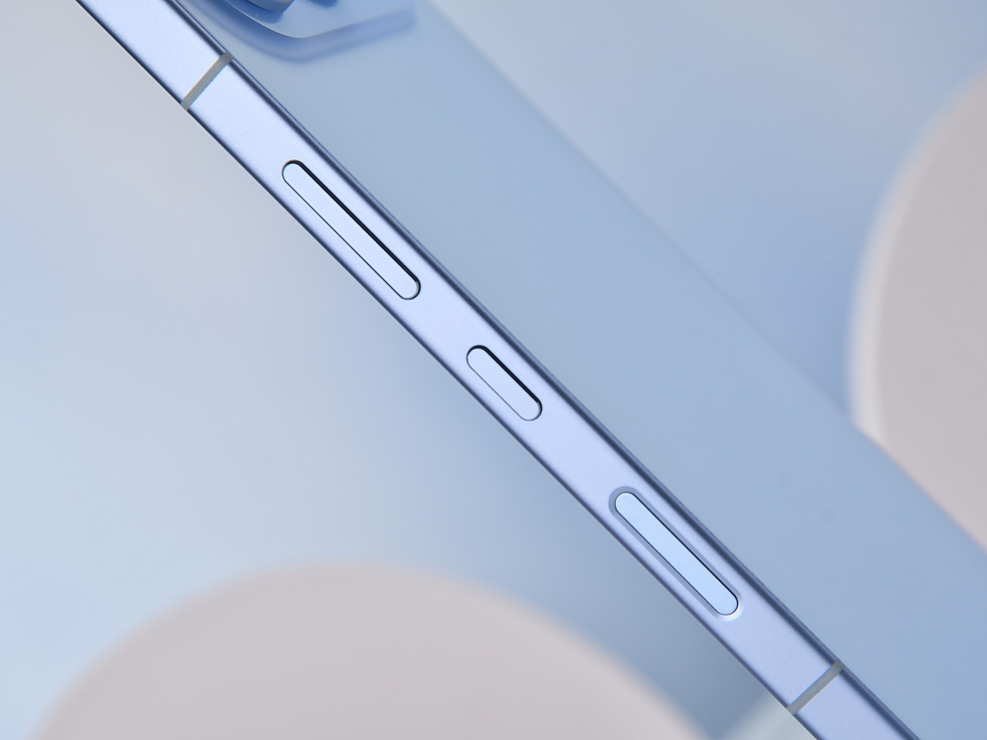 2000元檔位值得買的手機：對比完四款新機 我首選榮耀500