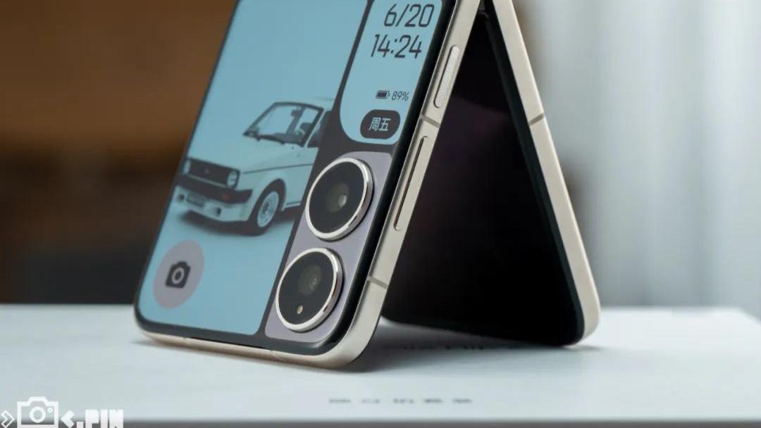 5999的小米小折叠，还能成为小红书爆款吗？
