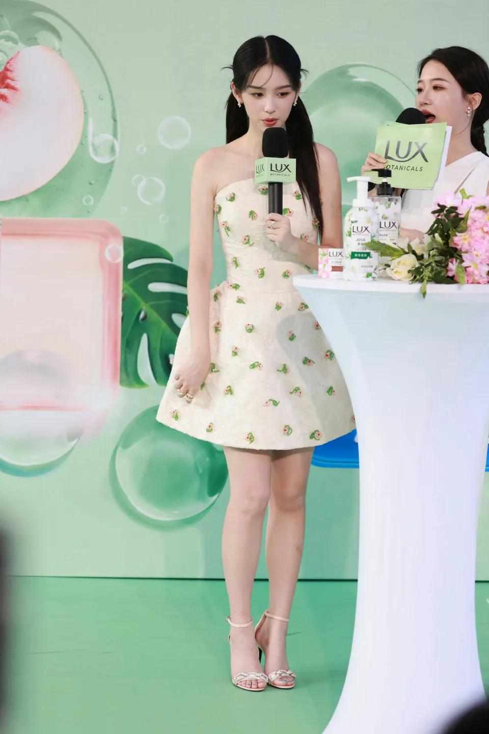 周也生图好漂亮 ???