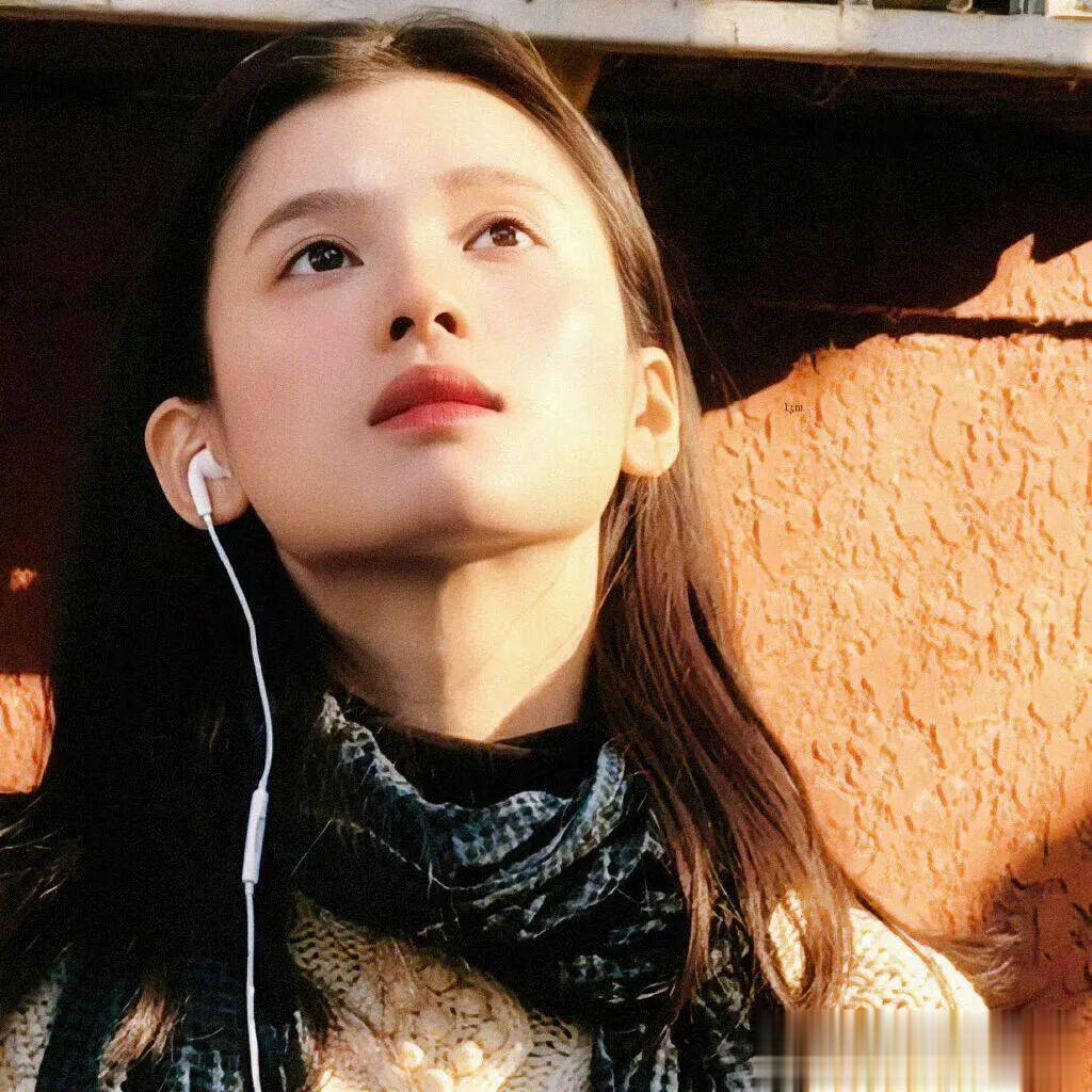 张婧仪魅力头像